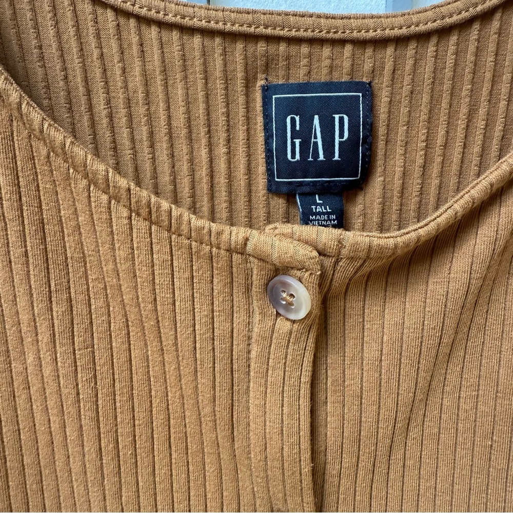 GAP Ribbed Button-Up Midi Tank Dress - Picture 2 of 4